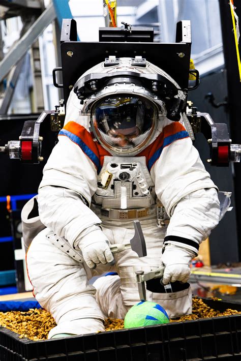 axiom space suits nasa.